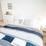 Apartamento Comfy, Renewed 3 Bedroom In Center Budapest