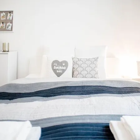 Comfy, Renewed 3 Bedroom In Center Budapesta